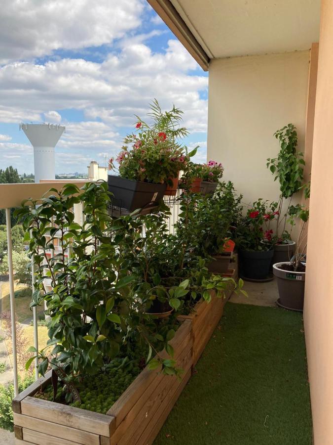 Grand Appartement Proche De Paris Chille Екстериор снимка